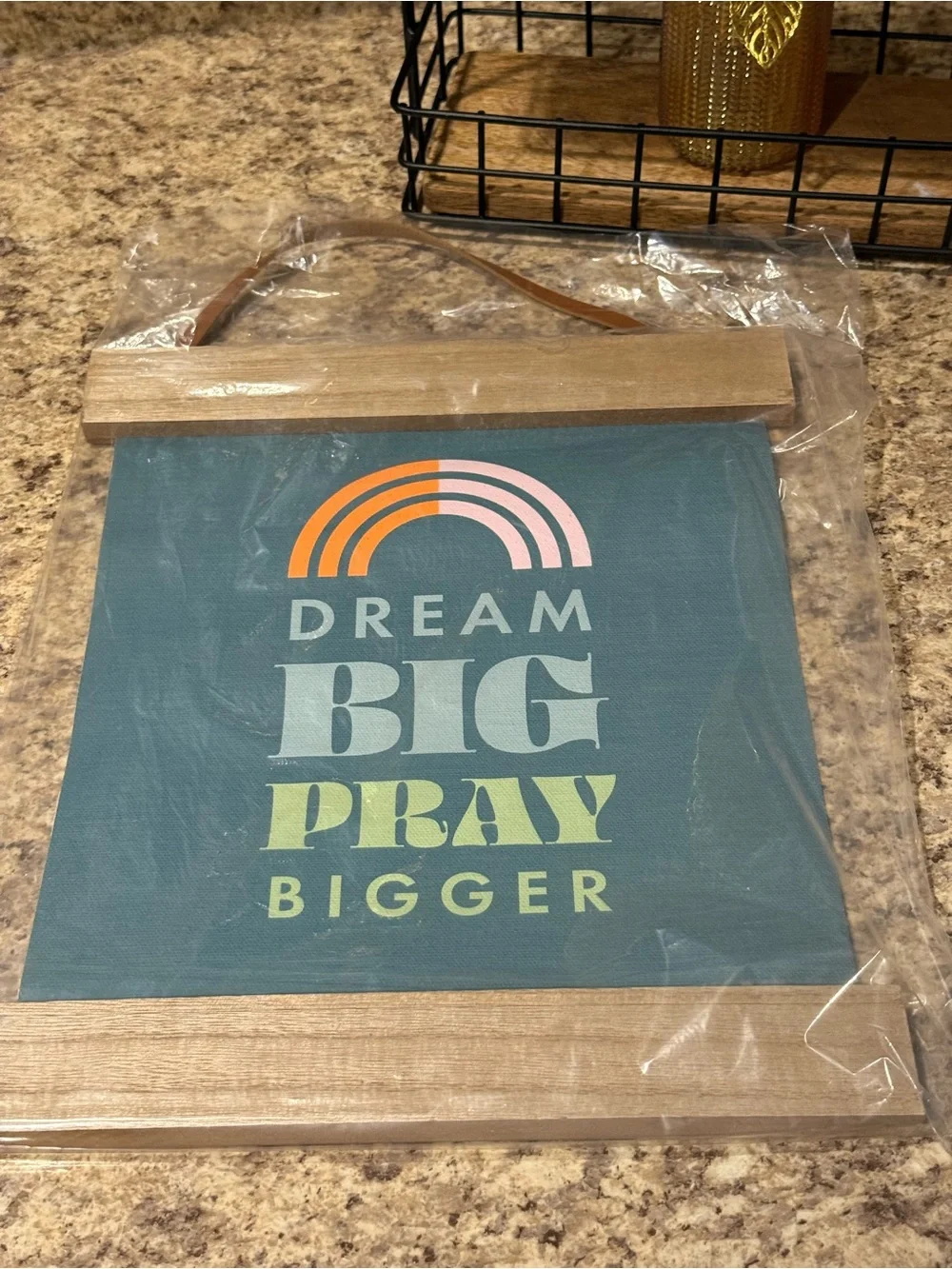 DaySpring Candace Cameron Bure Dream Big Pray Bigger Wall Hanging Home Decor